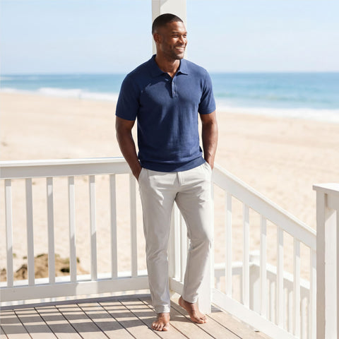 A man wearing the Jetsetter Tech Pant Slim Fit in Ice Gray