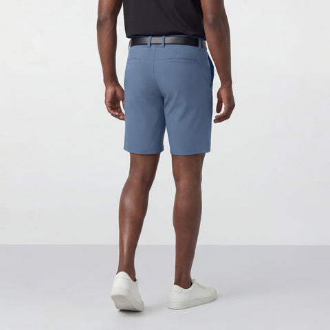 Man in the Jetsetter Tech Short 7 inch Bering Sea in a casual setting