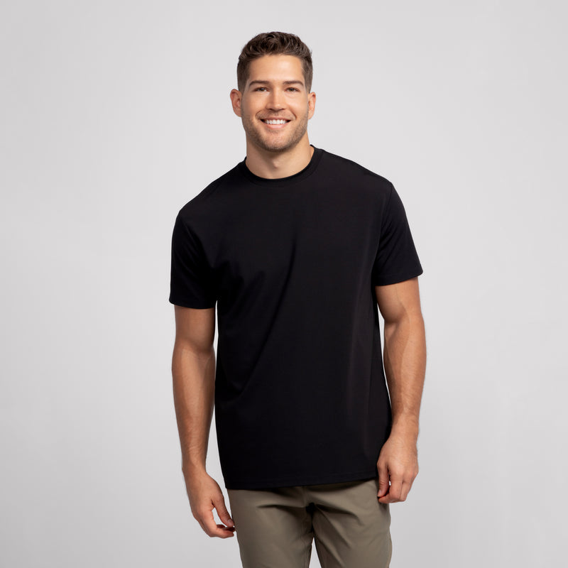 Men's Jetsetter Performance Tee in True Black, front view