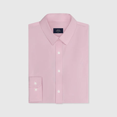 The Everywear Shirt Shorter Length in Soft Rose worn for everyday versatility.