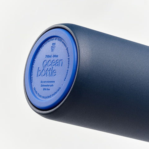 Bottle base, embossed: funded the collection of 1000 ocean-bound plastic bottles. 710ml, 24oz, BPA free.